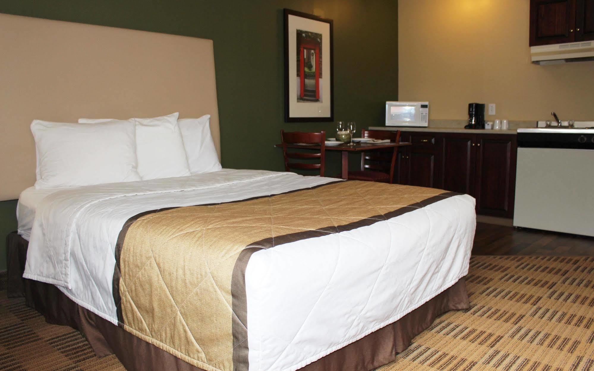 Extended Stay St.John'S سانت جونس المظهر الخارجي الصورة